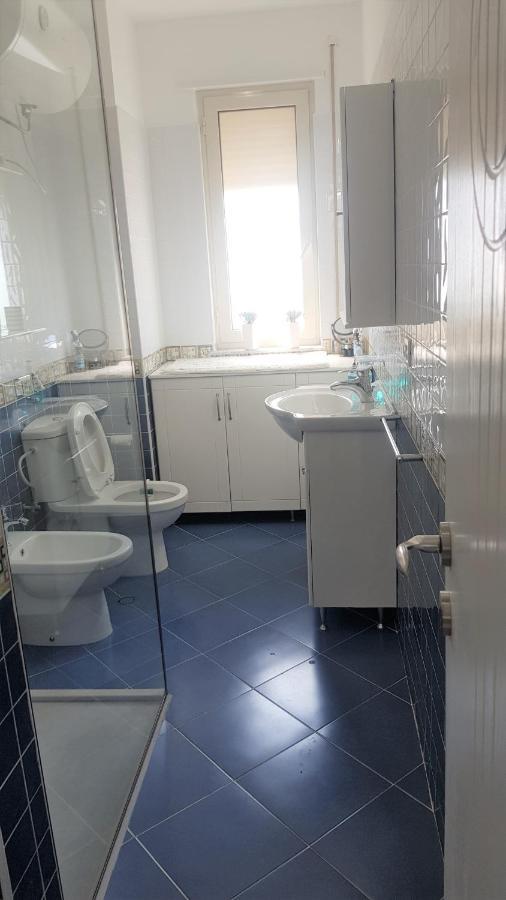 M&I Beach Apartment With Sea View Durres Exterior photo